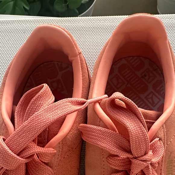 Women's Puma Suede Coral Sneakers - Picture 8 of 10